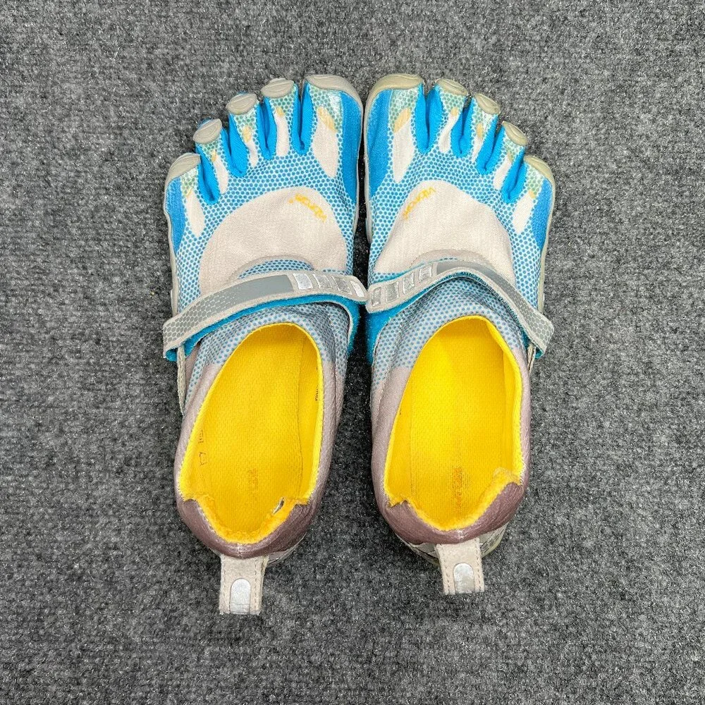Vibram FiveFingers Bikila Shoes Women's Size‎ 9 Grey Athletic Training Sneakers